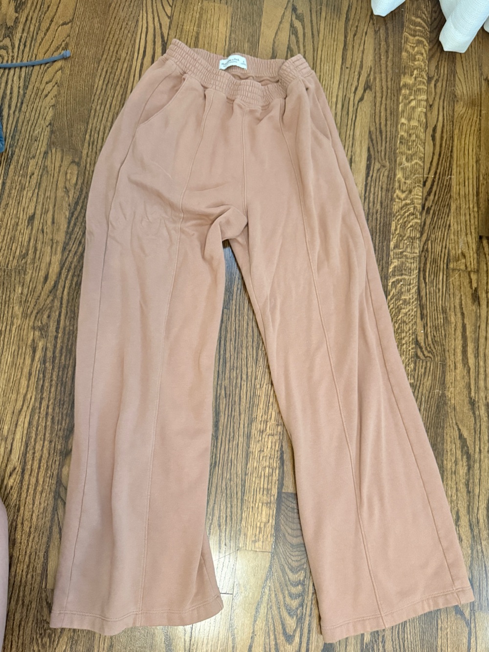 Abercrombie & Fitch light brown wide leg sweat Pants